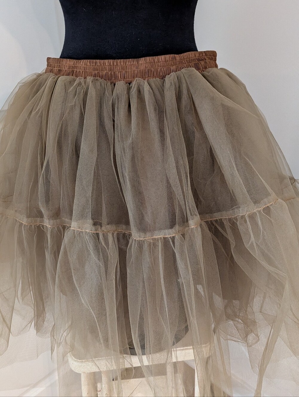 Vintage Petticoat Retro Brown Medium Crinoline Slip Underskirt Dance Coquette.
